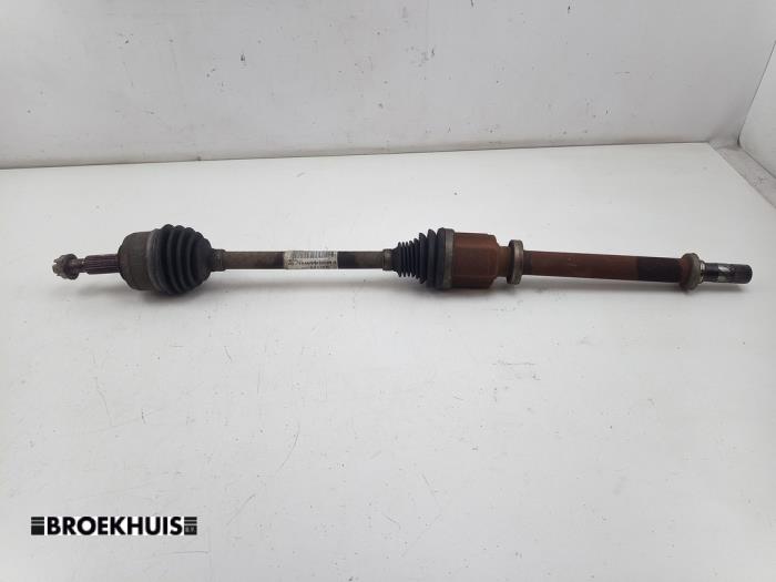 Gebruikte Steekas rechts-voor Renault Megane III Grandtour (KZ) 1.5 dCi 110 Prijs € 65,00 Margeregeling aangeboden door Autobedrijf Broekhuis B.V.