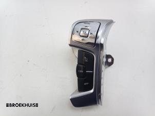 Gebruikte Cruise Control Bediening Ford S-Max (GBW) 2.5 Turbo 20V Prijs € 25,00 Margeregeling aangeboden door Autobedrijf Broekhuis B.V.