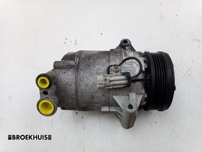Gebruikte Aircopomp Opel Astra H SW (L35) 1.8 16V Prijs € 140,00 Margeregeling aangeboden door Autobedrijf Broekhuis B.V.