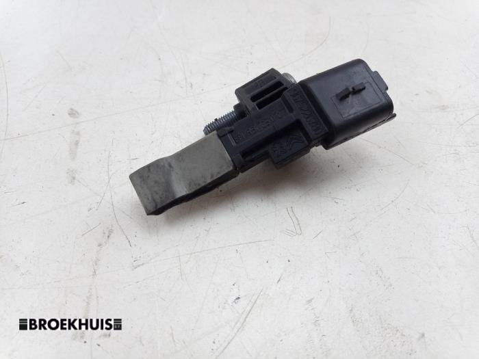 Gebruikte BDP Sensor Citroen C3 (SX/SW) 1.2 12V e-THP PureTech 110 Prijs € 10,00 Margeregeling aangeboden door Autobedrijf Broekhuis B.V.
