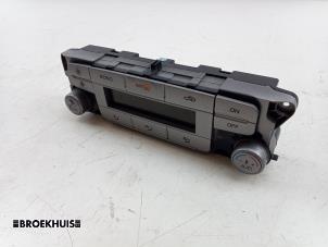 Gebruikte Kachel Bedieningspaneel Ford Mondeo IV Wagon 2.0 16V Prijs € 35,00 Margeregeling aangeboden door Autobedrijf Broekhuis B.V.