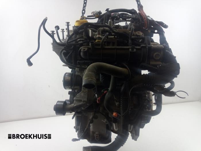 Gebruikte Motor Renault Clio IV (5R) 0.9 Energy TCE 90 12V Prijs € 1.490,00 Margeregeling aangeboden door Autobedrijf Broekhuis B.V.