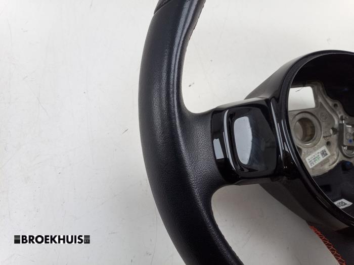 Stuurwiel van een Volkswagen Up! (121) 1.0 12V 75 2014