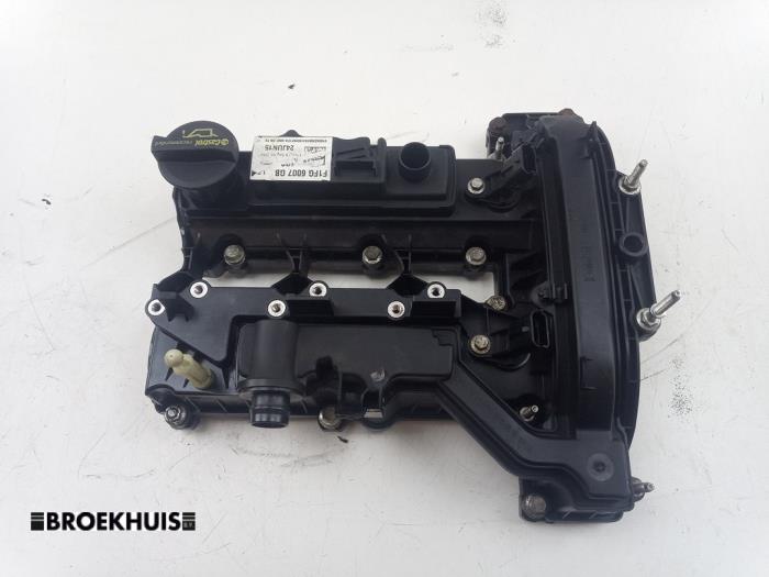 Gebruikte Kleppendeksel Ford C-Max (DXA) 1.0 Ti-VCT EcoBoost 12V 125 Prijs € 50,00 Margeregeling aangeboden door Autobedrijf Broekhuis B.V.