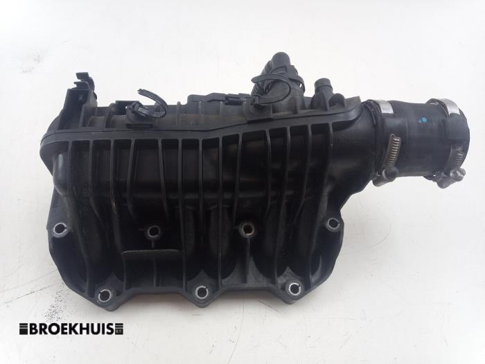 Gebruikte Inlaatspruitstuk Ford C-Max (DXA) 1.0 Ti-VCT EcoBoost 12V 125 Prijs € 30,00 Margeregeling aangeboden door Autobedrijf Broekhuis B.V.