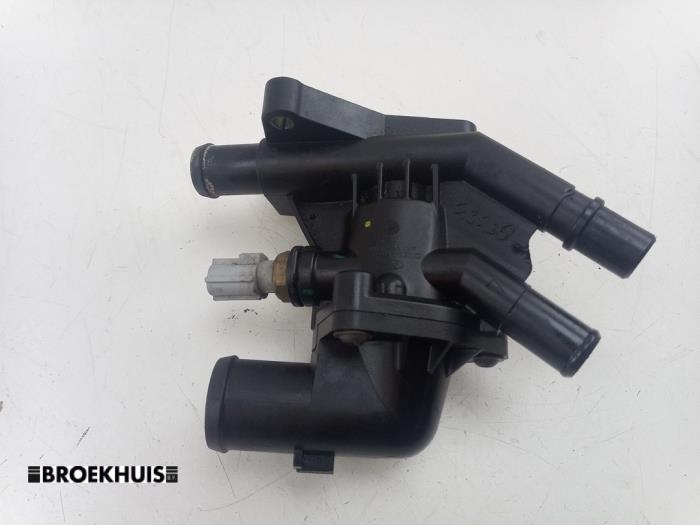 Gebruikte Thermostaathuis Ford C-Max (DXA) 1.0 Ti-VCT EcoBoost 12V 125 Prijs € 25,00 Margeregeling aangeboden door Autobedrijf Broekhuis B.V.
