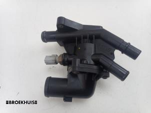 Gebruikte Thermostaathuis Ford C-Max (DXA) 1.0 Ti-VCT EcoBoost 12V 125 Prijs op aanvraag aangeboden door Autobedrijf Broekhuis B.V.