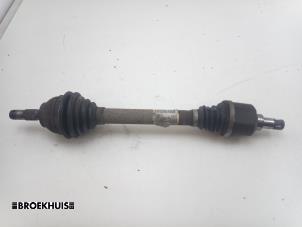 Gebruikte Homokineetas links-voor Peugeot Partner (GC/GF/GG/GJ/GK) 1.6 HDI 90 Prijs € 48,40 Inclusief btw aangeboden door Autobedrijf Broekhuis B.V.