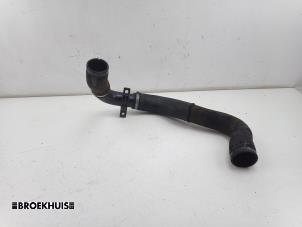 Gebruikte Intercooler Slang Fiat Ducato (250) 2.3 D 130 Multijet Prijs € 75,00 Margeregeling aangeboden door Autobedrijf Broekhuis B.V.