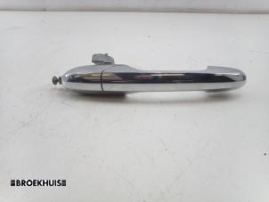 Gebruikte Deurgreep 2Deurs rechts Fiat 500 (312) 1.2 Prijs € 40,00 Margeregeling aangeboden door Autobedrijf Broekhuis B.V.