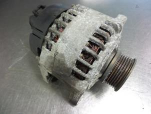 Gebruikte Dynamo Fiat Stilo (192A/B) 1.8 16V 5-Drs. Prijs € 30,00 Margeregeling aangeboden door Autobedrijf Broekhuis B.V.