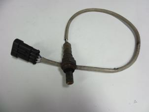 Gebruikte Lambda Sonde Fiat Stilo (192A/B) 1.8 16V 5-Drs. Prijs € 10,00 Margeregeling aangeboden door Autobedrijf Broekhuis B.V.