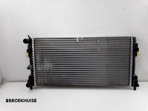 Gebruikte Radiateur Skoda Fabia III Combi (NJ5) 1.0 TSI 12V Prijs € 50,00 Margeregeling aangeboden door Autobedrijf Broekhuis B.V.