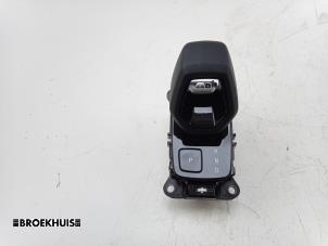 Gebruikte Selectiehendel automaat Polestar Polestar 2 63kWh Standard Range Single Motor Prijs € 125,00 Margeregeling aangeboden door Autobedrijf Broekhuis B.V.