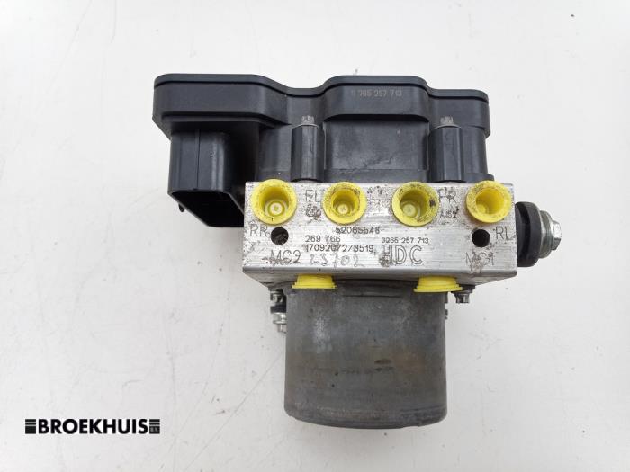 Gebruikte ABS Pomp Citroen Jumper (U9) 2.0 BlueHDi 160 Prijs € 423,50 Inclusief btw aangeboden door Autobedrijf Broekhuis B.V.