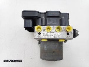 Gebruikte ABS Pomp Citroen Jumper (U9) 2.0 BlueHDi 160 Prijs € 350,00 Margeregeling aangeboden door Autobedrijf Broekhuis B.V.