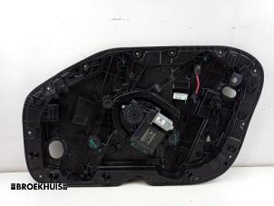 Gebruikte Raammechaniek 4Deurs rechts-voor Polestar Polestar 2 63kWh Standard Range Single Motor Prijs € 100,00 Margeregeling aangeboden door Autobedrijf Broekhuis B.V.