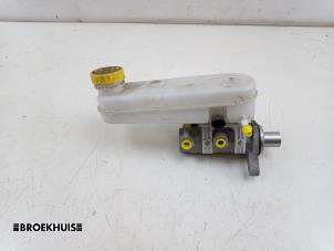 Gebruikte Hoofdremcilinder Citroen Jumper (U9) 2.0 BlueHDi 160 Prijs € 45,00 Margeregeling aangeboden door Autobedrijf Broekhuis B.V.