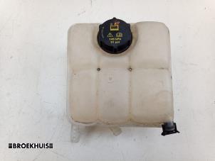 Gebruikte Koelwater Reservoir Ford Transit Connect (PJ2) 1.6 TDCi 16V 75 Prijs € 24,20 Inclusief btw aangeboden door Autobedrijf Broekhuis B.V.