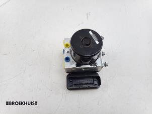 Gebruikte ABS Pomp Ford Transit Connect (PJ2) 1.6 TDCi 16V 75 Prijs € 175,45 Inclusief btw aangeboden door Autobedrijf Broekhuis B.V.