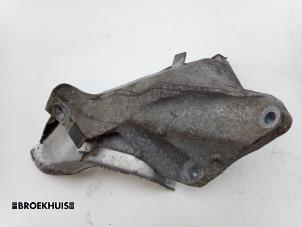 Gebruikte Motorsteun BMW 3 serie (E90) 318i 16V Prijs € 20,00 Margeregeling aangeboden door Autobedrijf Broekhuis B.V.