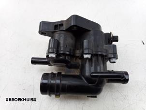 Gebruikte Thermostaathuis Kia Niro I (DE) 1.6 GDI Hybrid Prijs € 50,00 Margeregeling aangeboden door Autobedrijf Broekhuis B.V.