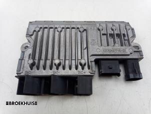 Gebruikte Start/Stop computer Peugeot 208 I (CA/CC/CK/CL) 1.6 e-HDi FAP Prijs op aanvraag aangeboden door Autobedrijf Broekhuis B.V.