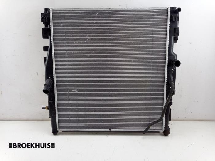 Gebruikte Radiateur Mazda CX-80 (KL) 2.5 E-SkyActiv PHEV AWD Prijs € 250,00 Margeregeling aangeboden door Autobedrijf Broekhuis B.V.