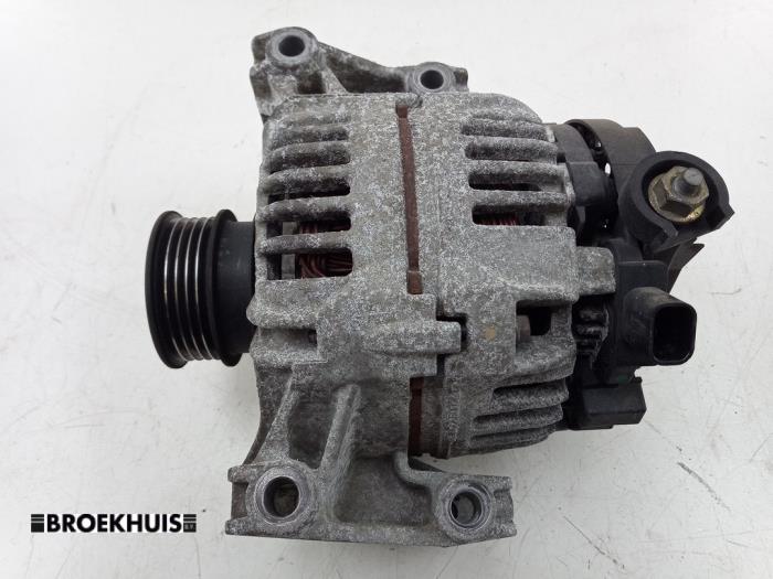 Gebruikte Dynamo Opel Zafira (M75) 2.2 16V Direct Ecotec Prijs € 35,00 Margeregeling aangeboden door Autobedrijf Broekhuis B.V.