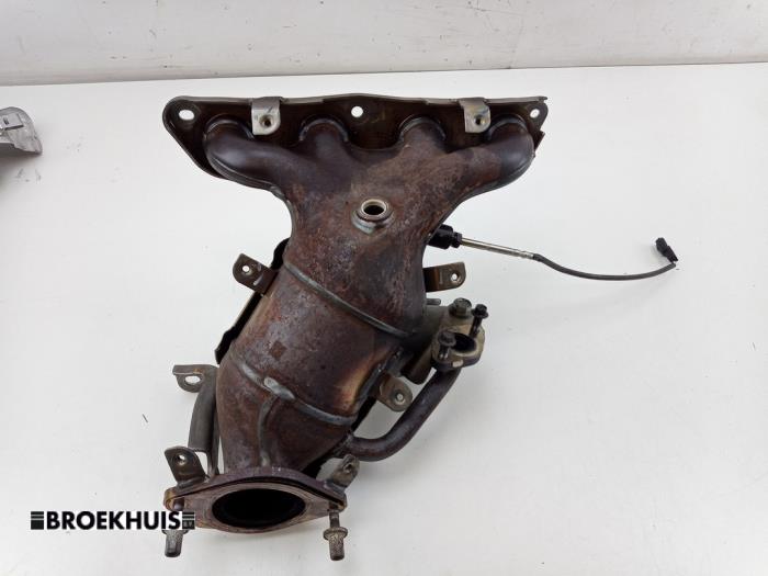 Gebruikte Katalysator Renault Clio V (RJAB) 1.6 E-Tech 145 16V Prijs € 350,00 Margeregeling aangeboden door Autobedrijf Broekhuis B.V.