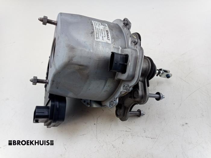 Gebruikte Rembol Renault Clio V (RJAB) 1.6 E-Tech 145 16V Prijs € 225,00 Margeregeling aangeboden door Autobedrijf Broekhuis B.V.