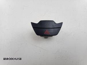 Gebruikte Gevarenlicht Schakelaar Ford Transit Custom 2.0 TDCi 16V Eco Blue 130 Prijs € 18,15 Inclusief btw aangeboden door Autobedrijf Broekhuis B.V.