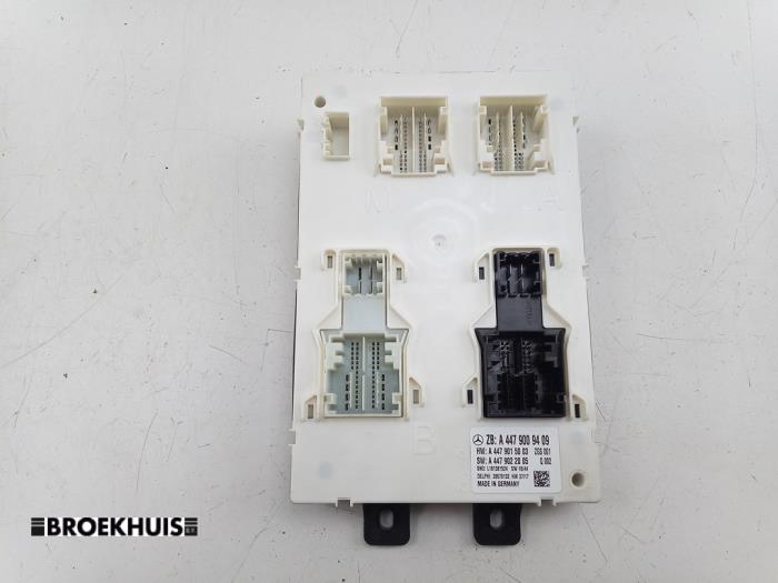 Gebruikte Bodycontrol Module Mercedes Vito (447.6) 1.6 109 CDI 16V Prijs € 145,20 Inclusief btw aangeboden door Autobedrijf Broekhuis B.V.