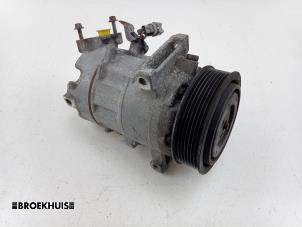 Gebruikte Aircopomp Mercedes Vito (447.6) 1.6 109 CDI 16V Prijs € 211,75 Inclusief btw aangeboden door Autobedrijf Broekhuis B.V.