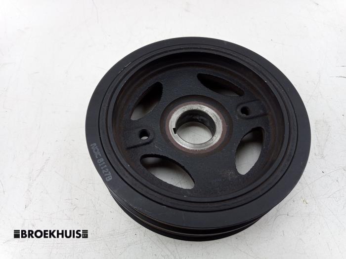 Gebruikte Krukas Poelie Suzuki Vitara (LY/MY) 1.4 S Turbo 16V Prijs € 50,00 Margeregeling aangeboden door Autobedrijf Broekhuis B.V.