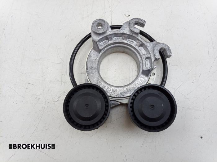 Gebruikte Spanner multiriem DS Automobiles DS 7 1.6 16V E-Tense 225 Prijs € 45,00 Margeregeling aangeboden door Autobedrijf Broekhuis B.V.