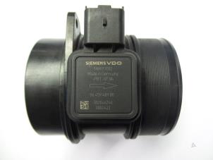 Gebruikte Luchtmassameter Peugeot 407 SW (6E) 2.0 HDiF 16V Prijs € 45,00 Margeregeling aangeboden door Autobedrijf Broekhuis B.V.