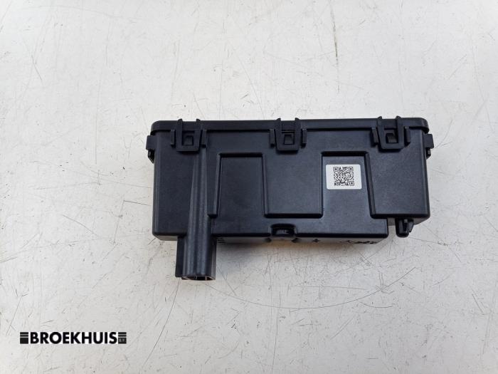 Gebruikte Esp computer DS Automobiles DS 7 1.6 16V E-Tense 225 Prijs € 77,50 Margeregeling aangeboden door Autobedrijf Broekhuis B.V.