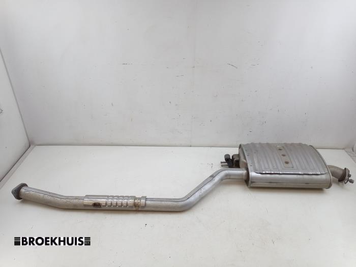 Gebruikte Uitlaat Middendemper Hyundai Santa Fe V (MX5) 1.6 T-GDI PHEV 4WD Prijs € 150,00 Margeregeling aangeboden door Autobedrijf Broekhuis B.V.