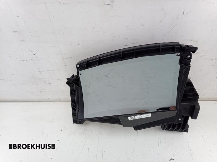 Gebruikte Head-up display Hyundai Santa Fe V (MX5) 1.6 T-GDI PHEV 4WD Prijs € 750,00 Margeregeling aangeboden door Autobedrijf Broekhuis B.V.