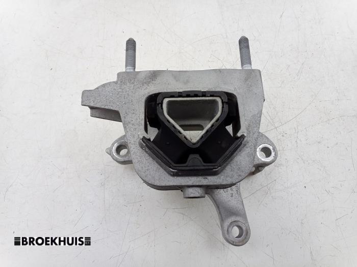 Gebruikte Motorrubber Opel Corsa F (UB/UH/UP) Electric, Corsa-e 50kWh Prijs € 30,00 Margeregeling aangeboden door Autobedrijf Broekhuis B.V.