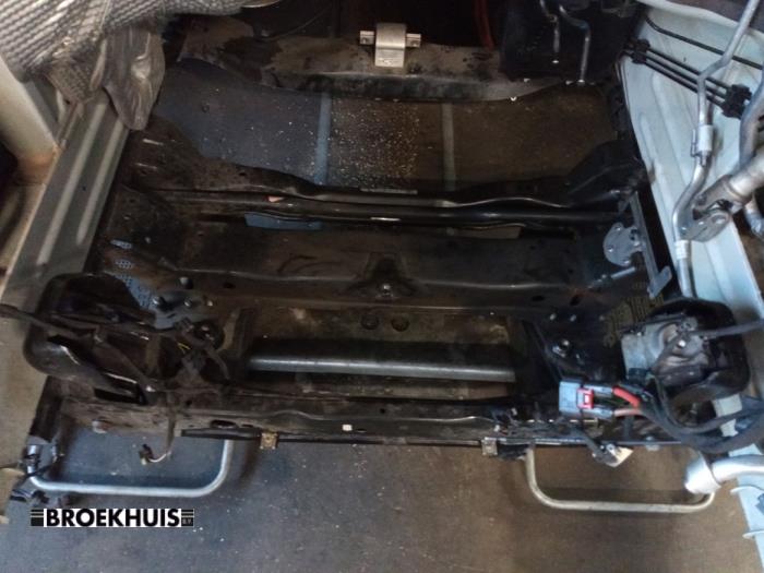 Gebruikte Subframe Mercedes Sprinter 3,5t (907.6/910.6) 315 CDI 2.0 D RWD Prijs € 423,50 Inclusief btw aangeboden door Autobedrijf Broekhuis B.V.