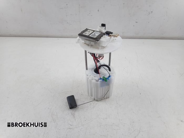 Gebruikte Tank element Pomp Hyundai Santa Fe V (MX5) 1.6 T-GDI PHEV 4WD Prijs € 150,00 Margeregeling aangeboden door Autobedrijf Broekhuis B.V.
