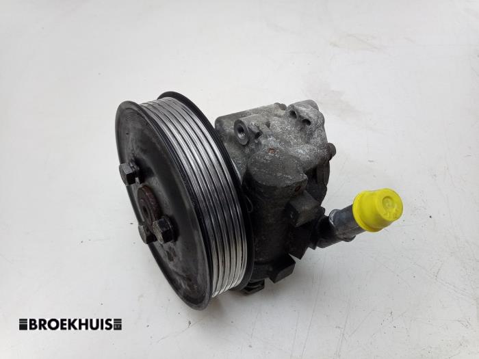 Gebruikte Stuurpomp BMW X1 (E84) sDrive 18d 2.0 16V Prijs € 95,00 Margeregeling aangeboden door Autobedrijf Broekhuis B.V.