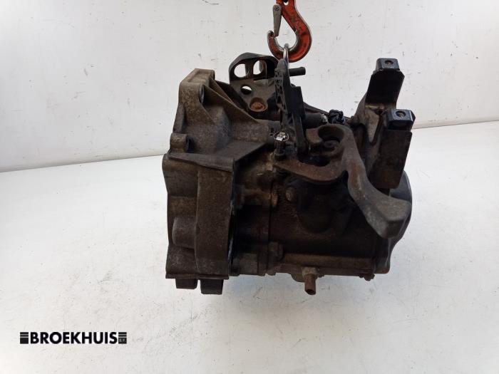 Gebruikte Versnellingsbak Volkswagen Polo V (6R) 1.4 16V Prijs € 400,00 Margeregeling aangeboden door Autobedrijf Broekhuis B.V.