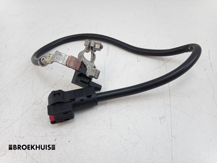 Gebruikte Accu sensor Mercedes Sprinter 3,5t (907.6/910.6) 317 CDI 2.0 D RWD Prijs € 42,35 Inclusief btw aangeboden door Autobedrijf Broekhuis B.V.