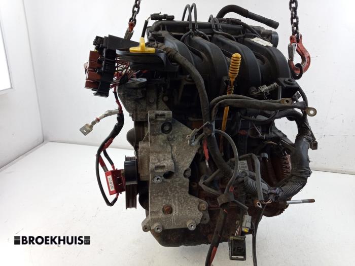 Gebruikte Motor Renault Twingo II (CN) 1.2 16V Prijs € 475,00 Margeregeling aangeboden door Autobedrijf Broekhuis B.V.