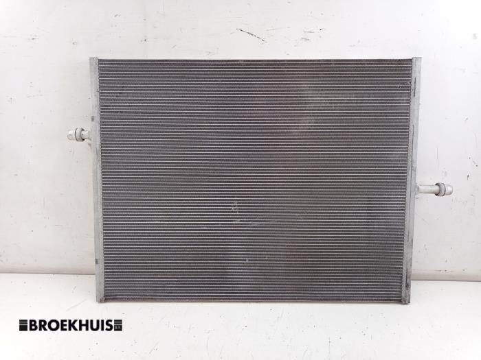 Gebruikte Radiateur Mercedes Sprinter 3,5t (907.6/910.6) 317 CDI 2.0 D RWD Prijs € 211,75 Inclusief btw aangeboden door Autobedrijf Broekhuis B.V.