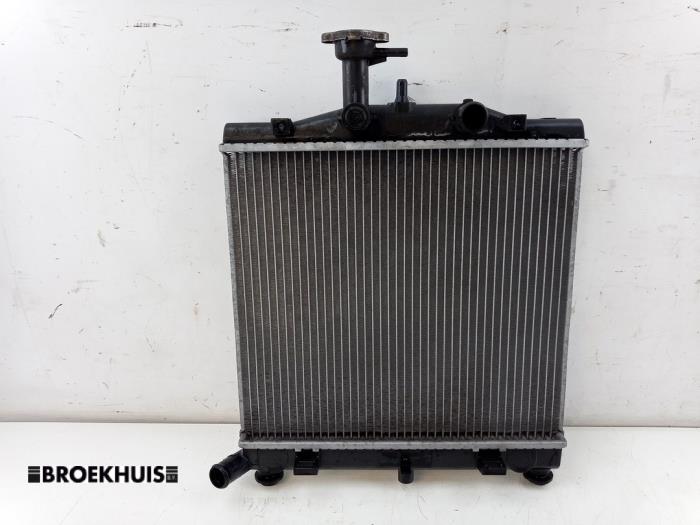 Gebruikte Radiateur Kia Picanto (BA) 1.0 12V Prijs € 30,00 Margeregeling aangeboden door Autobedrijf Broekhuis B.V.