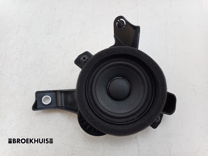 Gebruikte Speaker Volvo XC40 (XZ) Recharge Twin 78 kWh Prijs € 30,00 Margeregeling aangeboden door Autobedrijf Broekhuis B.V.